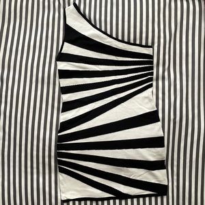One shoulder dress in black and white